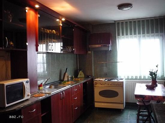 vand casa,  teren intravilan,  agricol si moara functionala