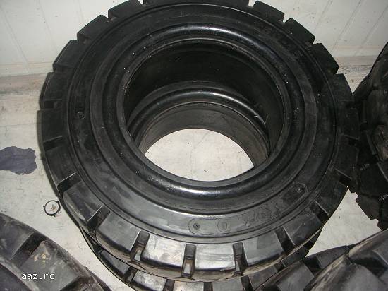 anvelopa plina stivuitor 250-15 clip