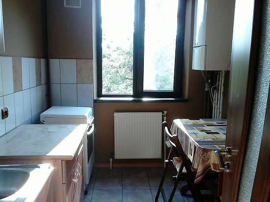 Particular inchiriez apartament