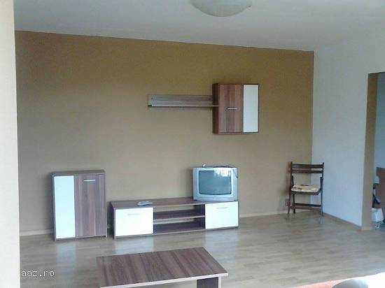 Particular inchiriez apartament