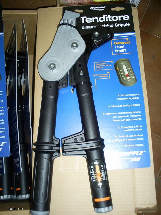 Cleste dinamometric pentru tensionarea sarmelor