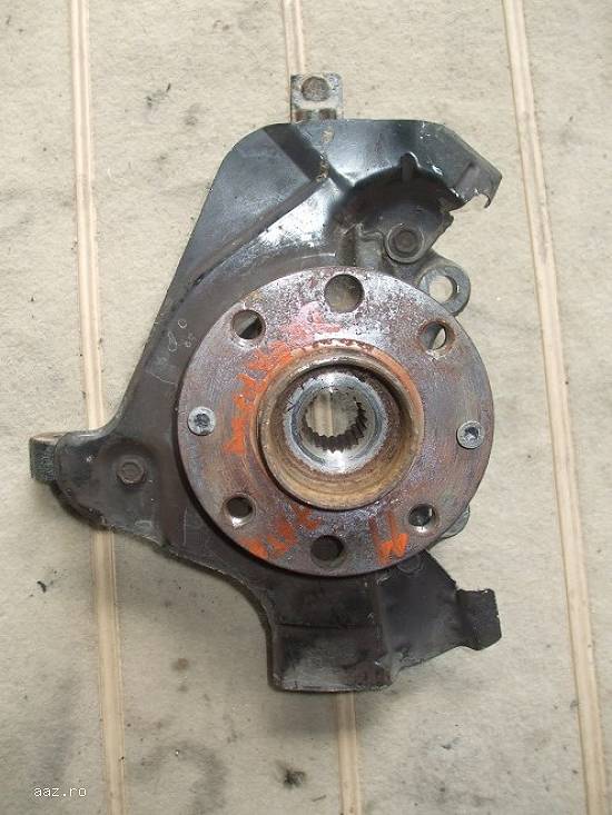 Fuzeta dreapta Opel Corsa D 1.2 Z12XEP
