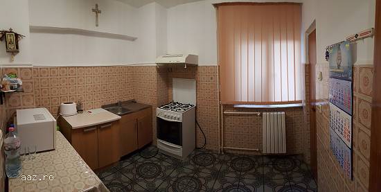 Proprietar vand apartament 3 camere in zona Trocadero,  93mp