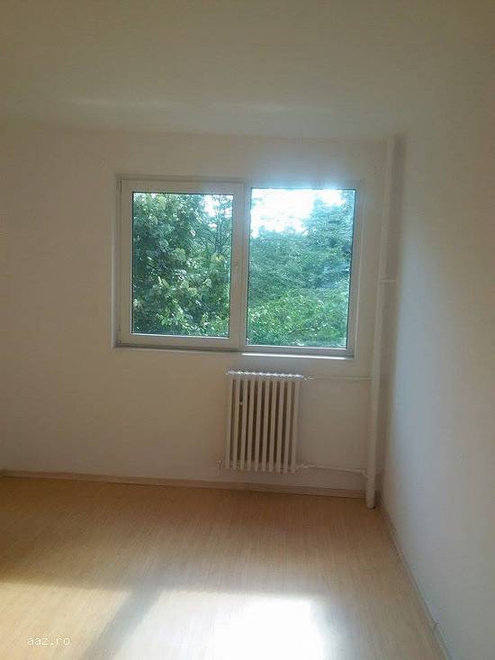 Vand apartament 3 camere Drumul Taberei