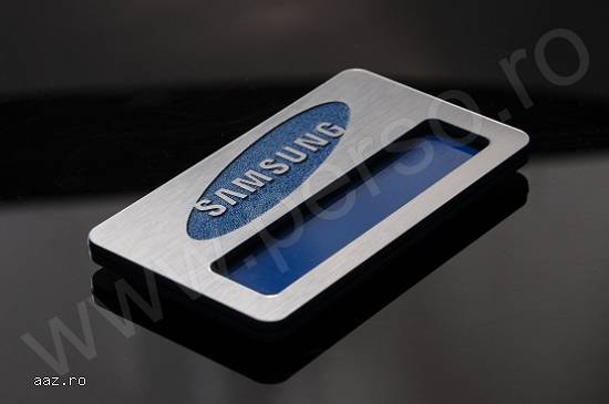 INSIGNE LEGITIMATII GRAVATE. ECUSOANE IEFTINE PERSONALIZATE