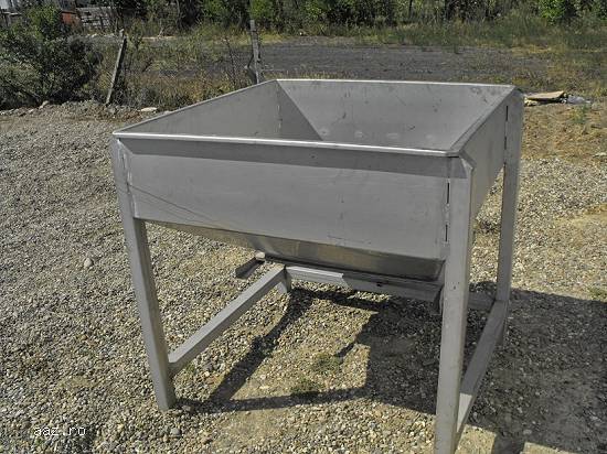 Transportor pentru produse alimentare