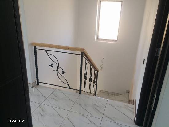 Vand vila/casa la cheie