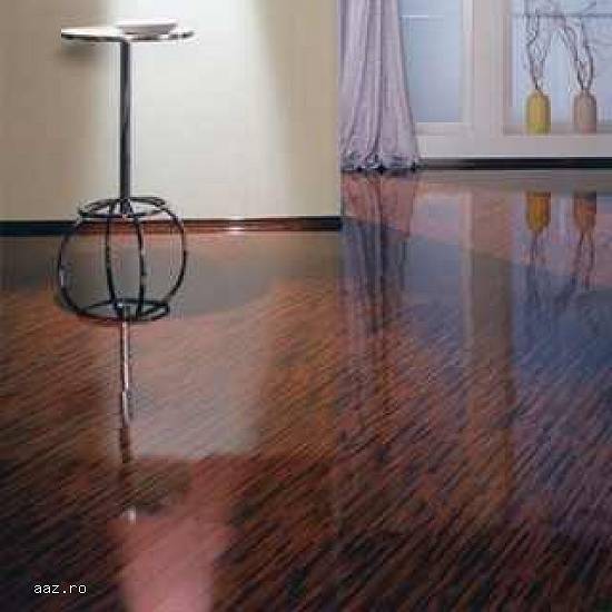 Parchet decor lemn super lucios
