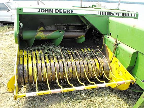 Presa baloti John Deere 339