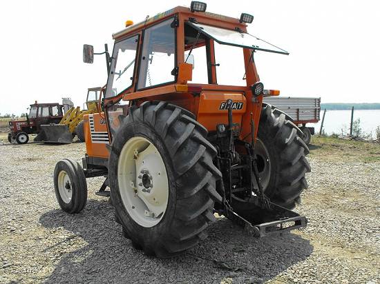 Tractor Fiat 780