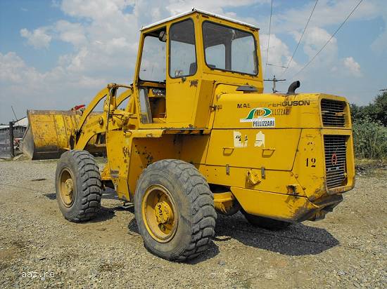 Incarcator Frontal Massey Ferguson