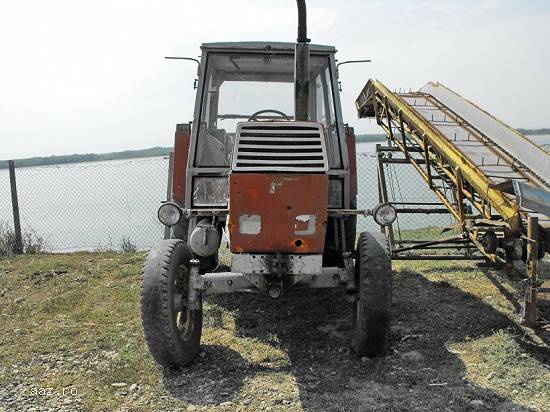 Tractor Ursuz
