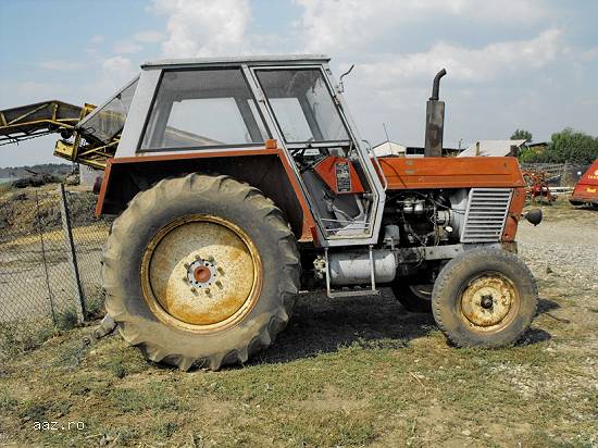 Tractor Ursuz