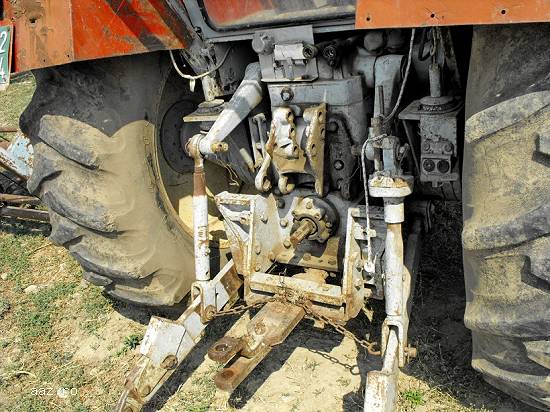 Tractor Ursuz
