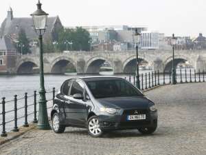 PIESE AUTO NOI MITSUBISHI LA PRETURI MICI