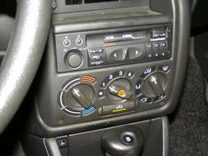 VAND OPEL ASTRA CARAVAN SAU SCHIMB CU DACIA PAPUC