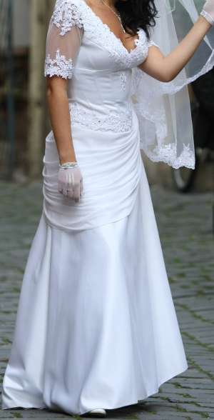 vand rochie de mireasa agnes toma marimea 46