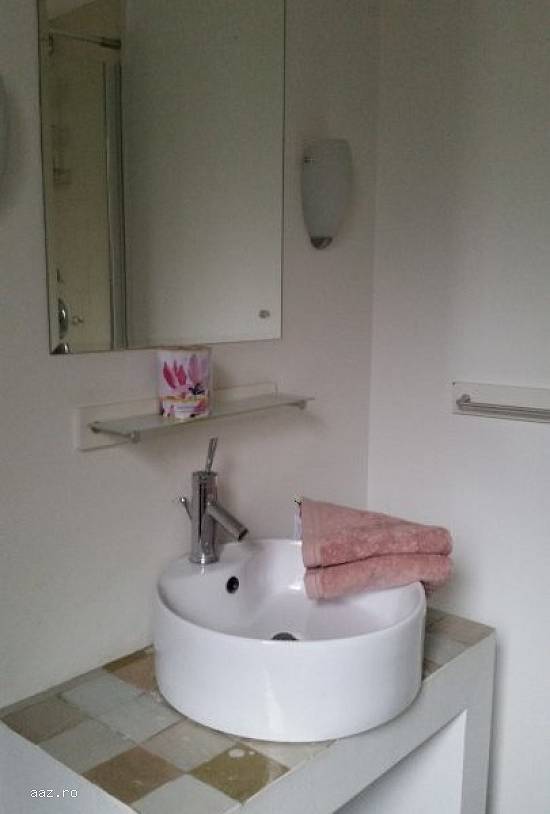 Piata Spaniei 4 camere 154000 euro