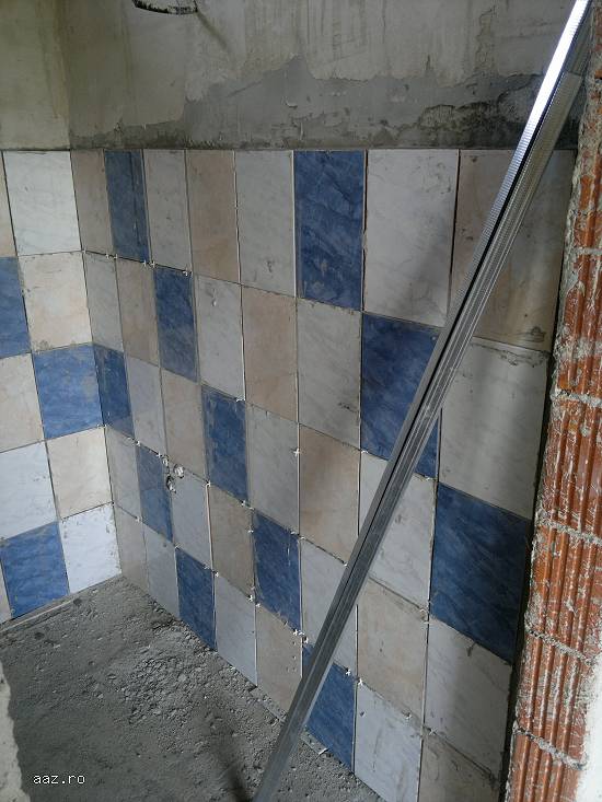 Vand sau schimb casa