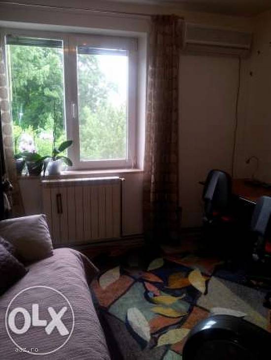 vand apartament trei camere si garaj zona berceni