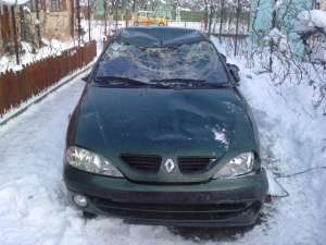 vand renault megane classic avariat