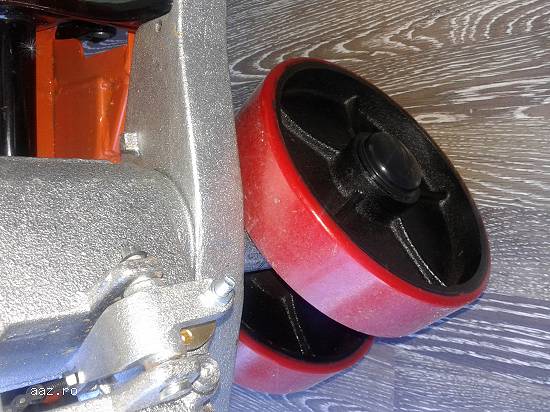 transpalet 2 tone furci lungi 1500 mm