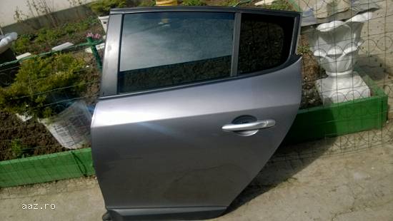 Dezmembrez Renault Megane 3 Hatchback 1.5 dCi ,  1.4 TCe