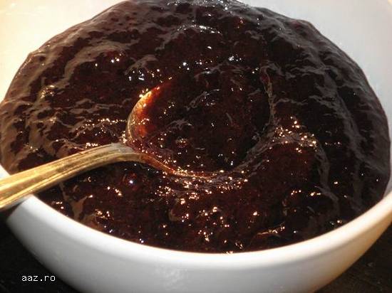 Se vinde magiun de prune preparat la ceaun la tara. Productie 2015! FARA ZAHAR - un desert excelent 