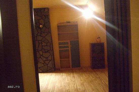 Vand casa 5 camere