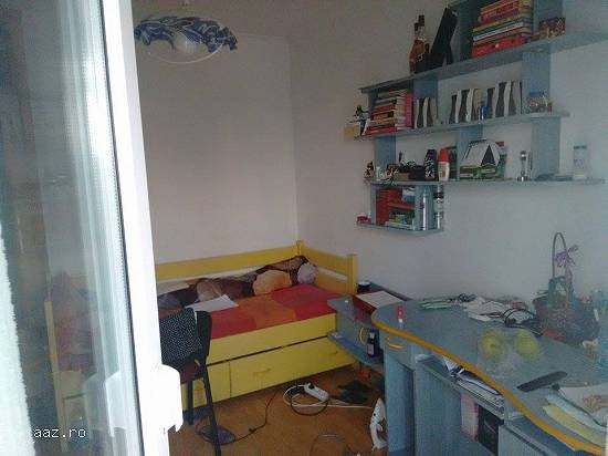 Vanzare apartament 4 camere central