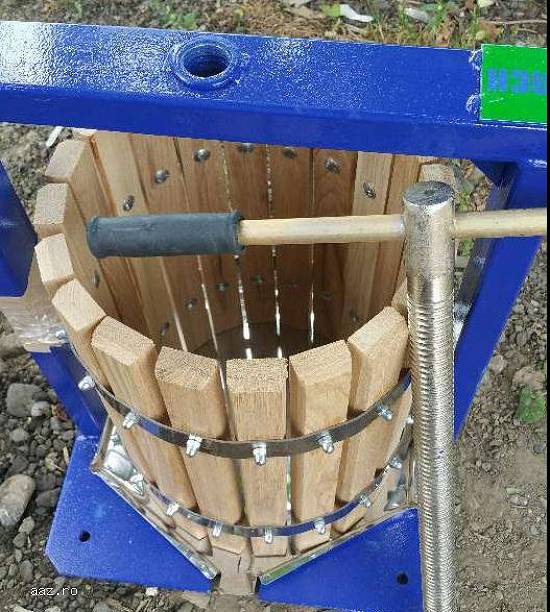 Teasc presa pentru struguri sau fructe 20 litri - lemn de stejar