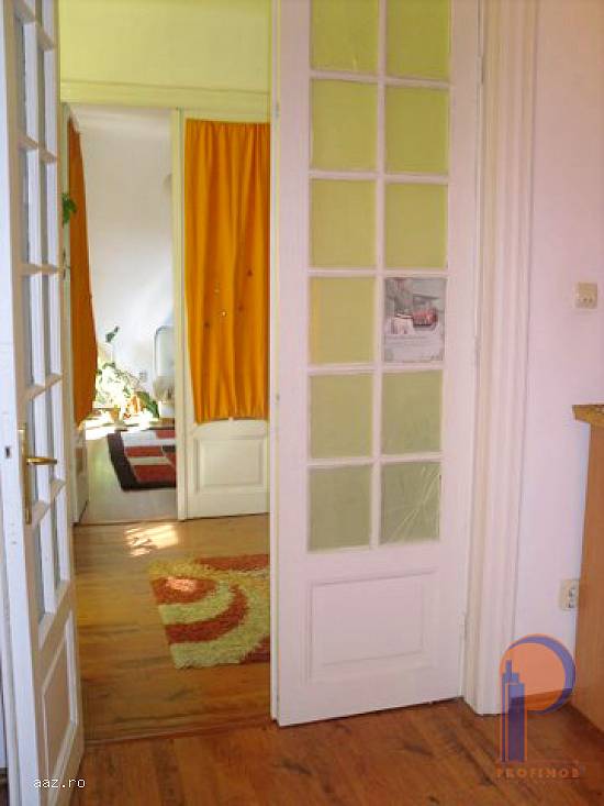 Vanzare apartament vila Titulescu
