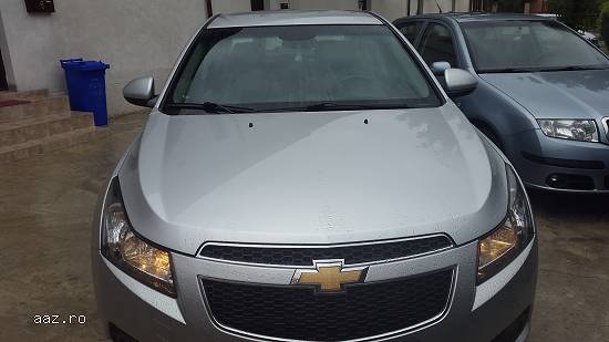 Vand Chevrolet Cruze LS an 2011,  35000 km