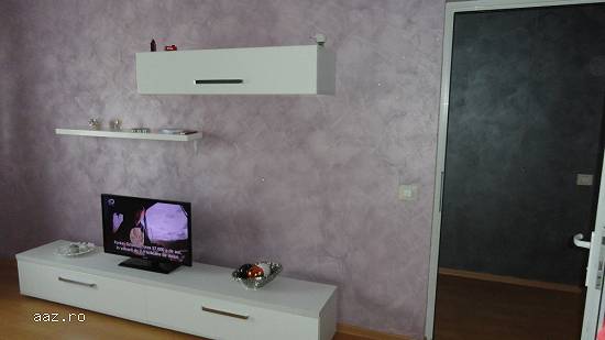 Navodari ,  apartament 2 camere decomandate ,  zona Primarie