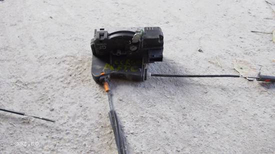 Broasca usa electrica dreapta fata Corsa C, 