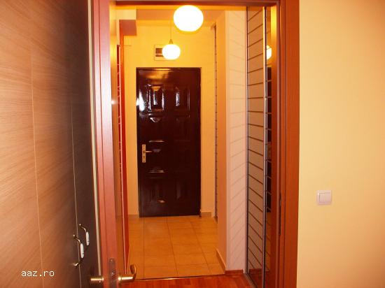 Vand 3 camere Tineretului,  splaiul unirii,  vitan