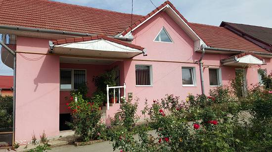 Vand casa cu 4 camere in Chinteni in stare foarte buna langa Cluj Napoca