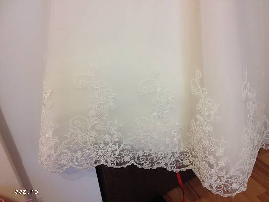 Vand rochie mireasa