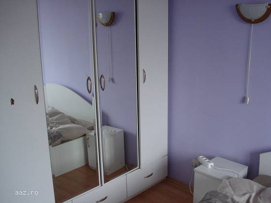 Calea Grivitei,  mobilat modern
