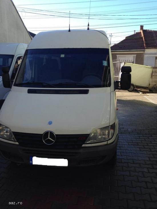 inchirieri microbuze cu microbuz Mercedes Sprinter