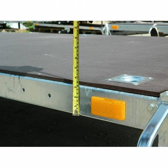 Remorca auto 750 kg Niewiadow dimensiune 262x132 cm