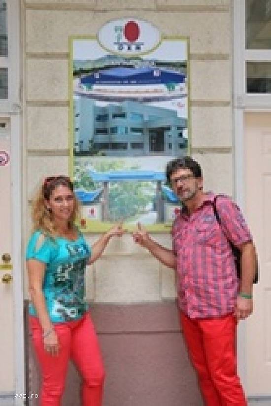 Alatura-te echipei.  Agent Marketing