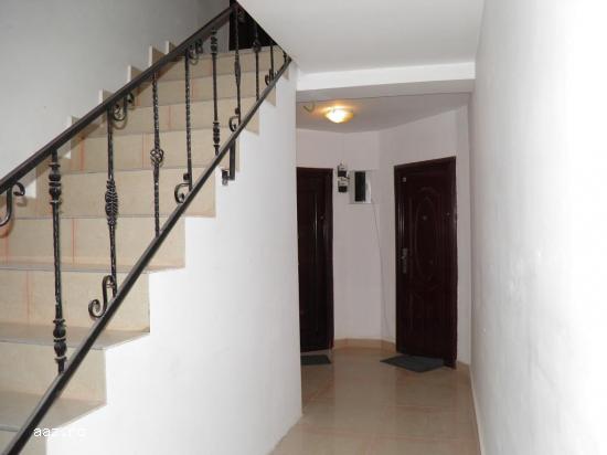 Inchiriez apartament 2 camere decomandat Vatra Dornei