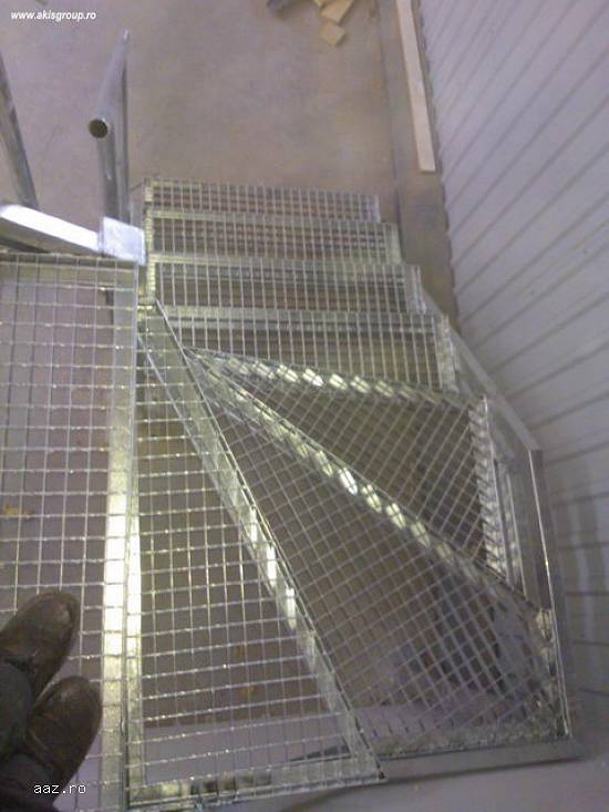 Scari exterioare zincate fabrica Timisoara,  la comanda