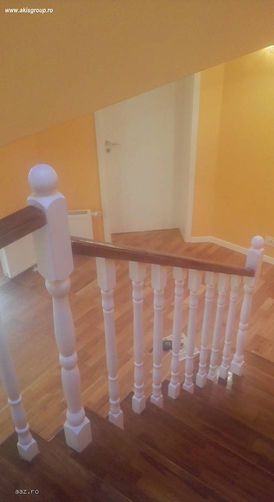 Balustrada din lemn fag si stejar ,  la comanda