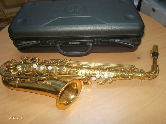 Vand saxofon YAMAHA YAS 275
