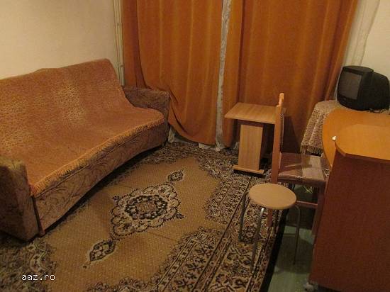 Proprietar inchiriez apartament 2 camere -Ozana