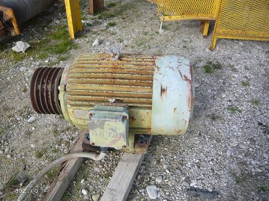 Concasor cu falci BR600