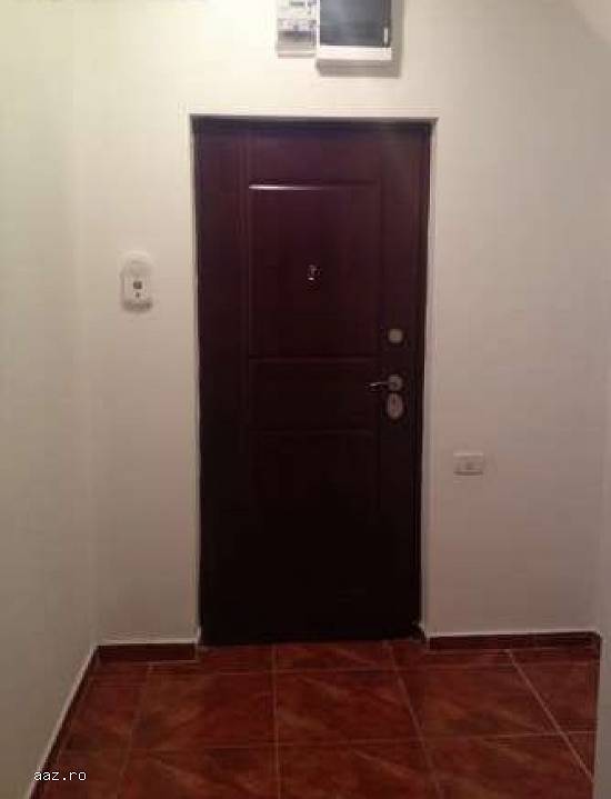 Vand apartament 2 camere foarte mare Drumul Gazarului