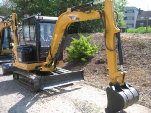 inchiriez miniexcavator